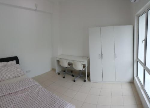 Subang 2 HELP University Twin sharing room