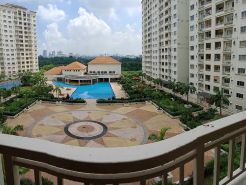 74d73d3e-9597-442d-bb61-061be02eaf60