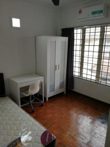 Single Room at Subang Bestari HELP University 